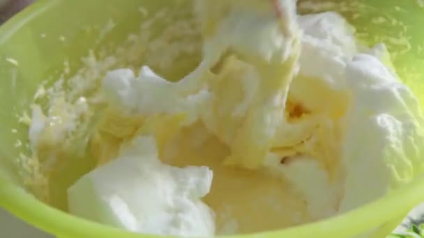 Chef Mixes Whites Whipped Stiff Make Chantilly Cream — Stock Video
