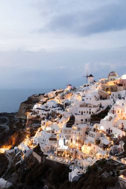 Santorini Island alacakaranlıkta