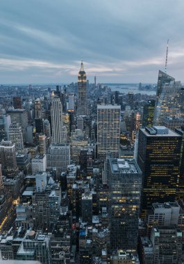 Manhattan gün batımında gökyüzü