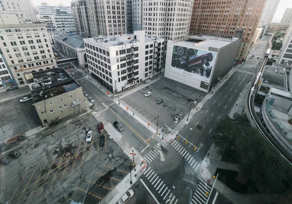 Uitzicht op kruispunt in Detroit — Stockfoto
