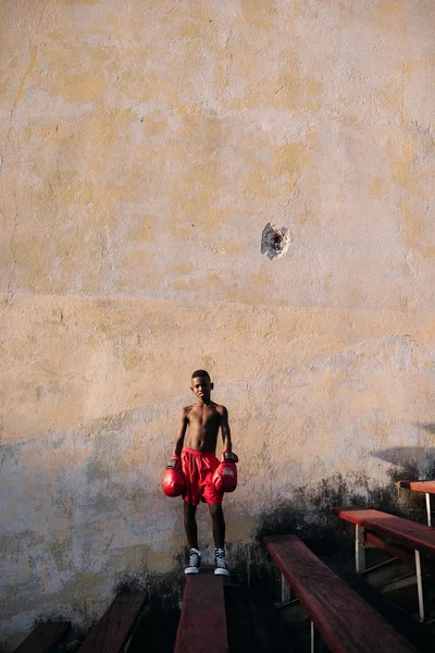 Havana Cuba January 2017 Boy Standing Wearing Boxing Gloves — Stock Photo, Image