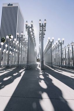 Kentsel ışık heykel aşıklar, Los Angeles