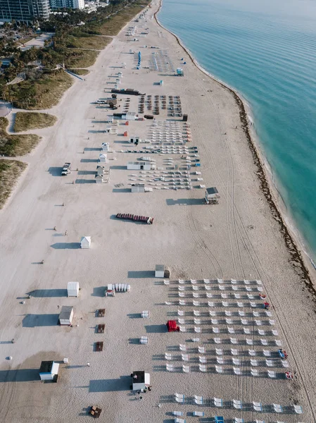 Praia Areia Com Espreguiçadeiras Miami Beach Florida Eua — Fotografia de Stock