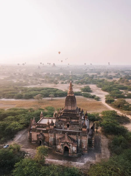 Краєвид Древніх Історичних Буддійських Храмів Літаючих Повітряних Куль — стокове фото