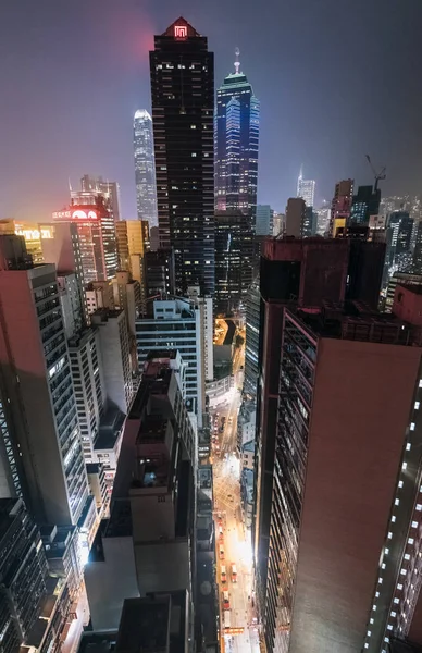 Vista Aérea Noite Hong Kong Edifícios Escritórios Futuristas — Fotografia de Stock