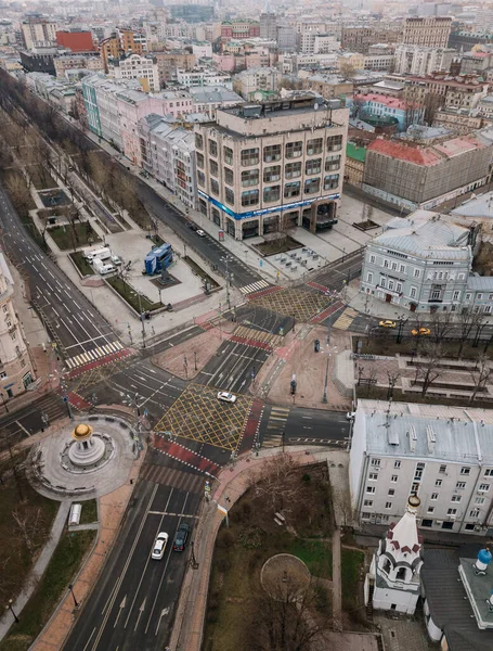 Vaciar las calles de Moscú durante el cierre de cuarentena en abril de 2020 —  Fotos de Stock