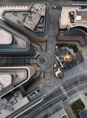 Nisan 2020 'deki karantina süresince Moskova' daki Boş Beyaz Meydan