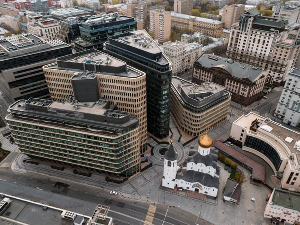 Leerer Weißer Platz in Moskau während der Quarantäne-Sperrung im April 2020 — Stockfoto