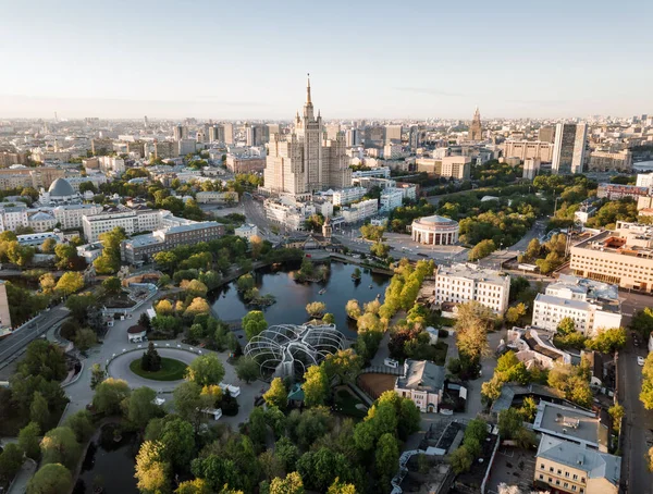 Вид с воздуха на Московский зоопарк — стоковое фото