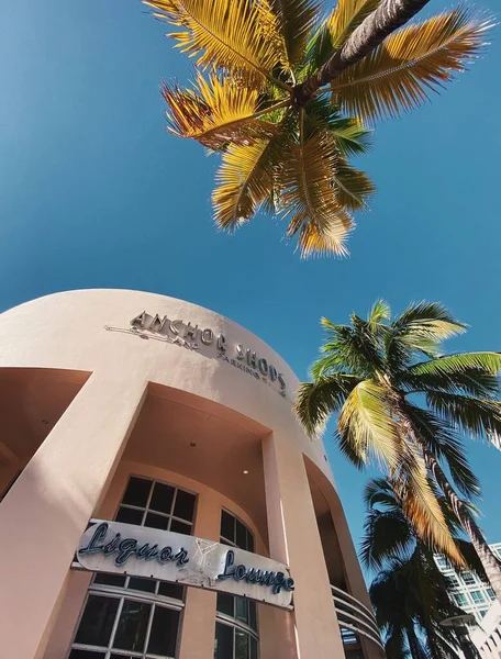 Edifícios de Ocean Drive em Miami South Beach, Florida — Fotografia de Stock