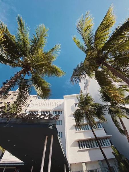 Edificios Ocean Drive en Miami South Beach, Florida — Foto de Stock