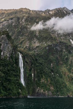 Yeni Zelanda 'da Milford Sound