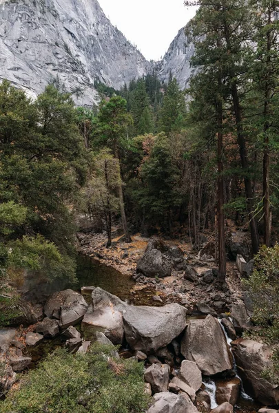 Yosemite Valley nel Parco Nazionale di Yosemite, California, USA — Foto Stock