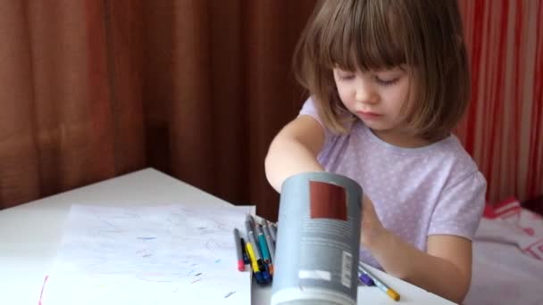 Little Girl Intelligent Look Draws Scrawl — Stock Video