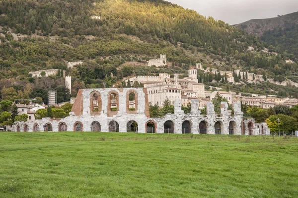 Římský amfiteátr v Gubbio — Stock fotografie