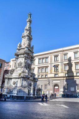 Napoli 'deki Piazza del Gesu