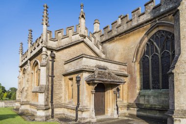 St Andrews Kilisesi, Chippenham