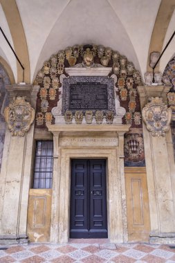 Bologna Archiginnasio Kütüphanesi