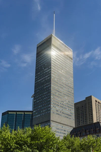 Skycrapers in downtown Montreal — Stock Photo, Image