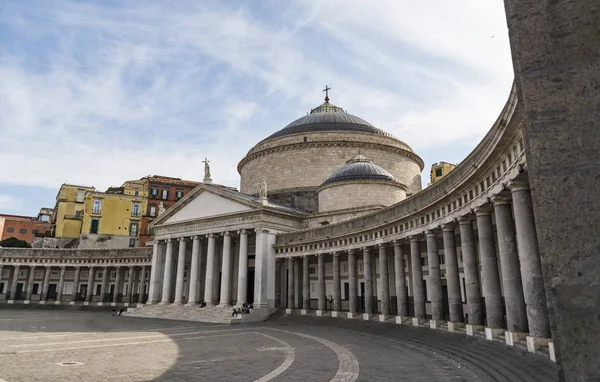 Pohled na náměstí Piazza del Plebiscito, Neapol, Itálie — Stock fotografie