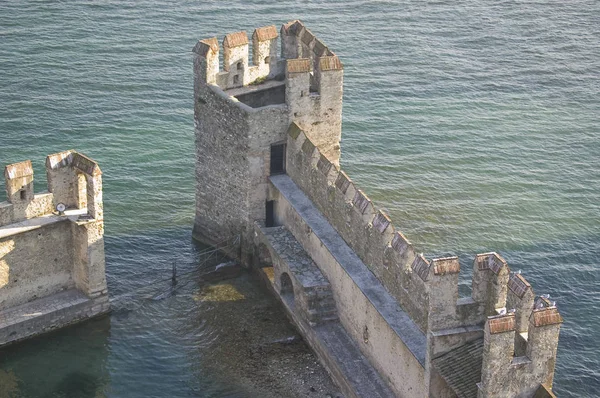 Befästningen på Gardasjön, Lazise, Italien — Stockfoto