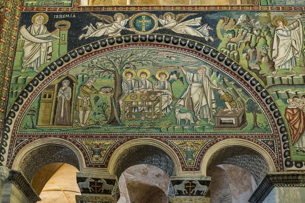 Famous Basilica di San Vitale in Ravenna — Stock Photo, Image