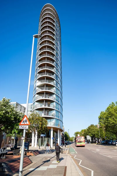 Edifici nel centro di dowtnwon Portsmouth, Regno Unito — Foto Stock