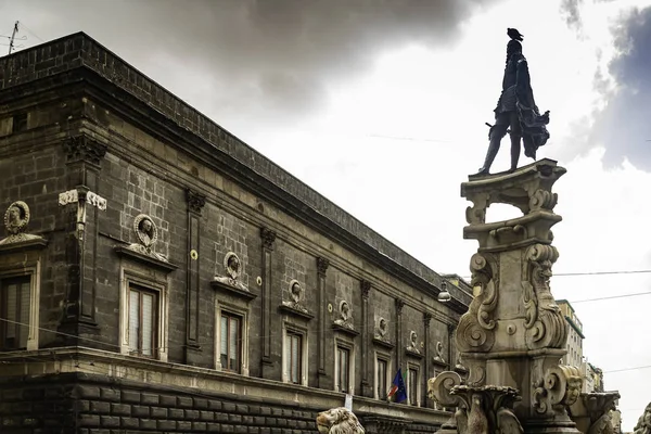 The Orsini di Gravina University of architecture in Naples, Italy — Stock Photo, Image