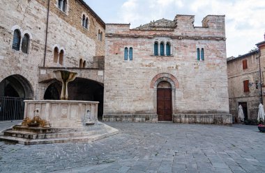 Montefalco, Umbria, İtalya 'daki Municipio Meydanı