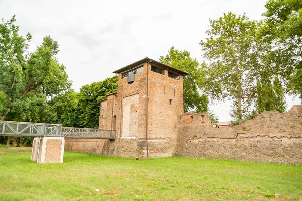 Ferrara Murallas Ciudad Bastiones Vista Emilia Romaña Italia — Foto de Stock