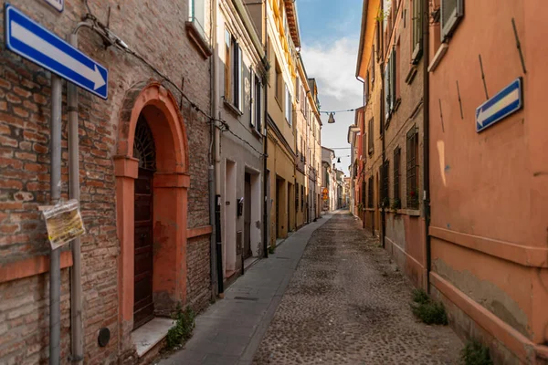 Gezellige Smalle Straat Ferrara Emilia Romagna Italië Ferrara Een Historische — Stockfoto
