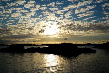 Norveç'te günbatımı