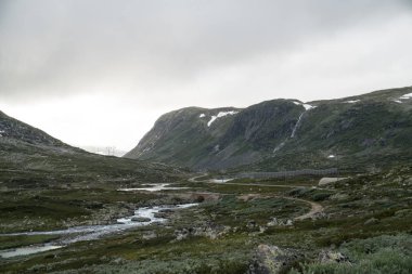 Rallarvegen Road yakınındaki şelale
