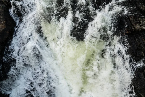 Voringfossen şelale