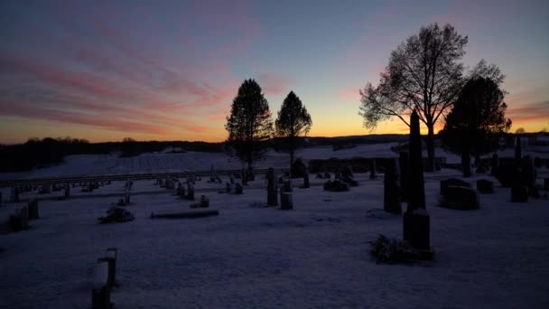 Cemitério Pôr Sol Sul Noruega — Vídeo de Stock