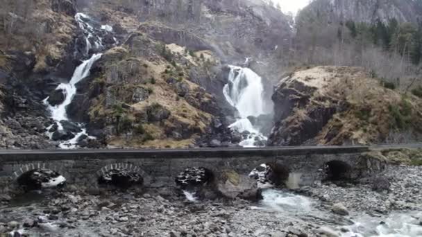 Cachoeira Laatefoss Noruega — Vídeo de Stock