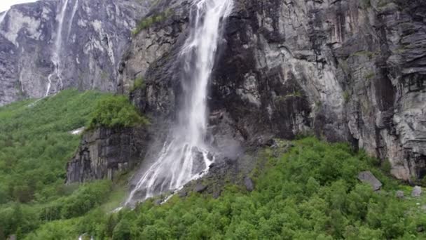 Norveç Batı Şelaleler — Stok video