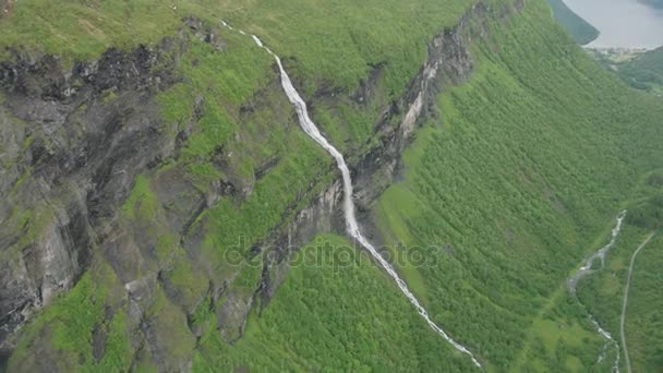 Wasserfälle Westnorwegen — Stockvideo