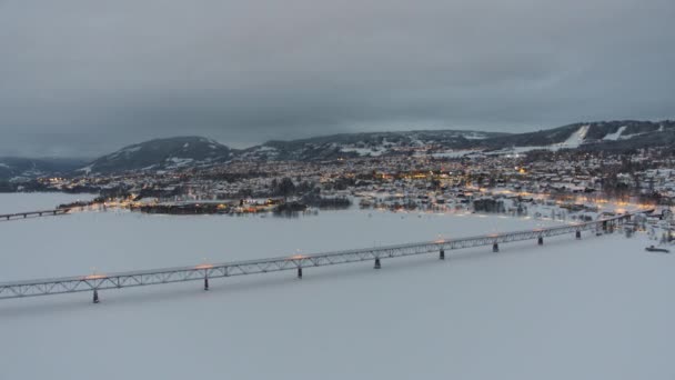 Ciudad Noruega Lillehamer Por Tarde — Vídeo de stock