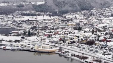 Norveç şehir Sykkylven Batı Norveç'te
