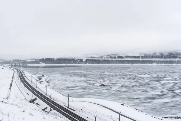 Winterbahn in Norwegen — Stockfoto