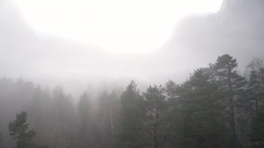 Romsdal karamsar gece