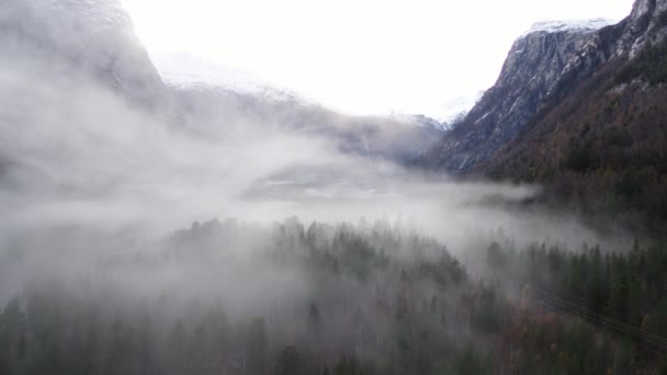 Κυκλοθυμική Νύχτα Romsdal — Αρχείο Βίντεο