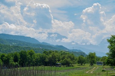 Qusar alanı. Şahdağ dağda görüntüleyin. Azerbaycan
