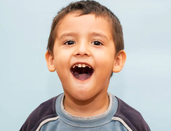 Хлопчик 3 роки обличчя — стокове фото