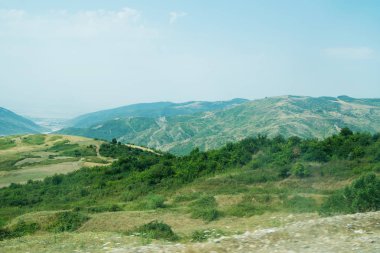 İsmayıllı giderken dağlar