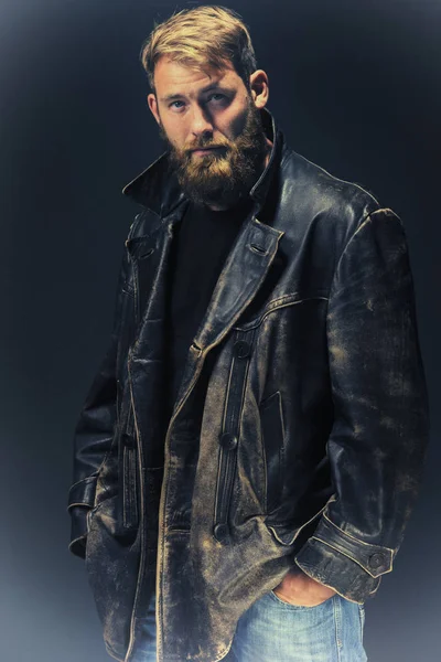 Bearded man wearing leather jacket — Stock Photo, Image