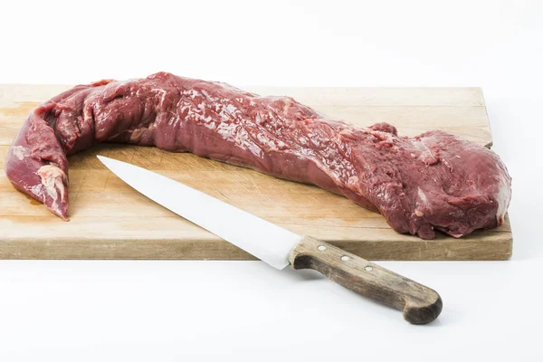 Argentinisches Filet Auf Einem Holzbrett Mit Einem Messer Vor Weißem — Stockfoto