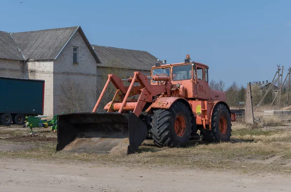 Old big tractor — Stock Photo, Image