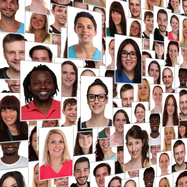 Hintergrund Gruppe von multirassischen jungen glücklich lächelnden Menschen integ — Stockfoto